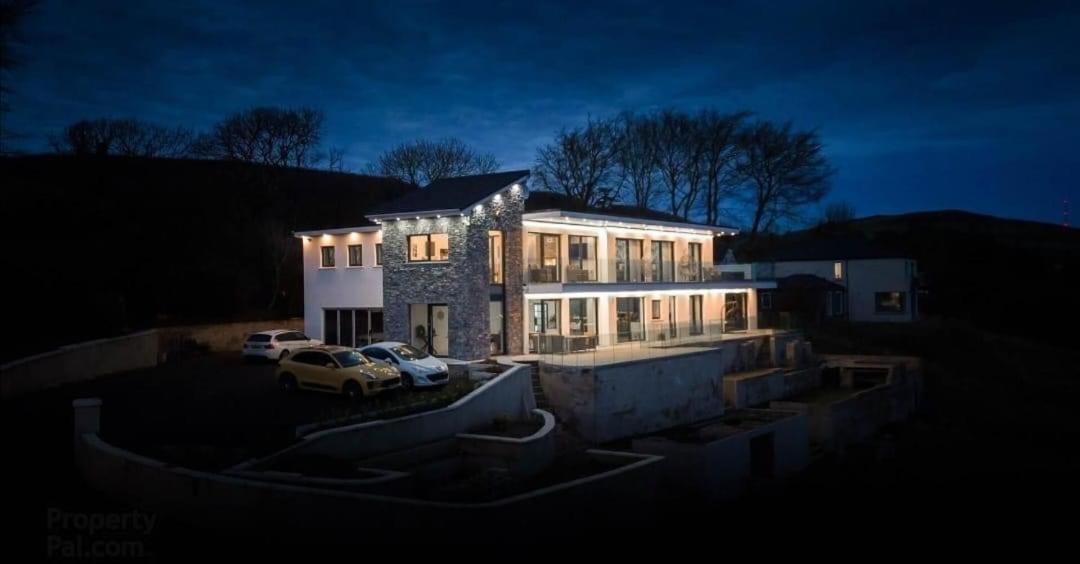 The Wylies Hotell Dunmurry Eksteriør bilde